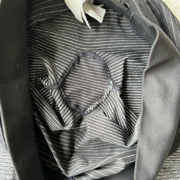 Brooks Seamless Ombre Cropped Leggings Black Grey Women’s Size M - Picture 4 of 10